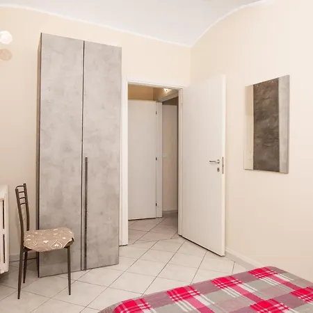 10 Min Torino Moderna Casa Due Piani Con Cortile Apartamento Moncalieri