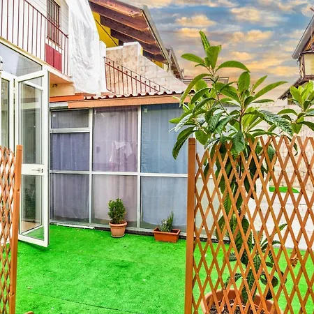 10 Min Torino Moderna Casa Due Piani Con Cortile