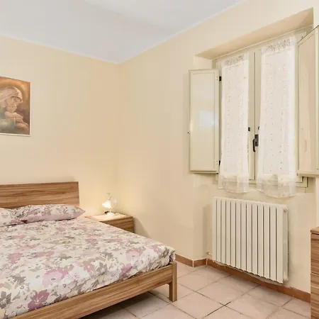 10 Min Torino Moderna Casa Due Piani Con Cortile *